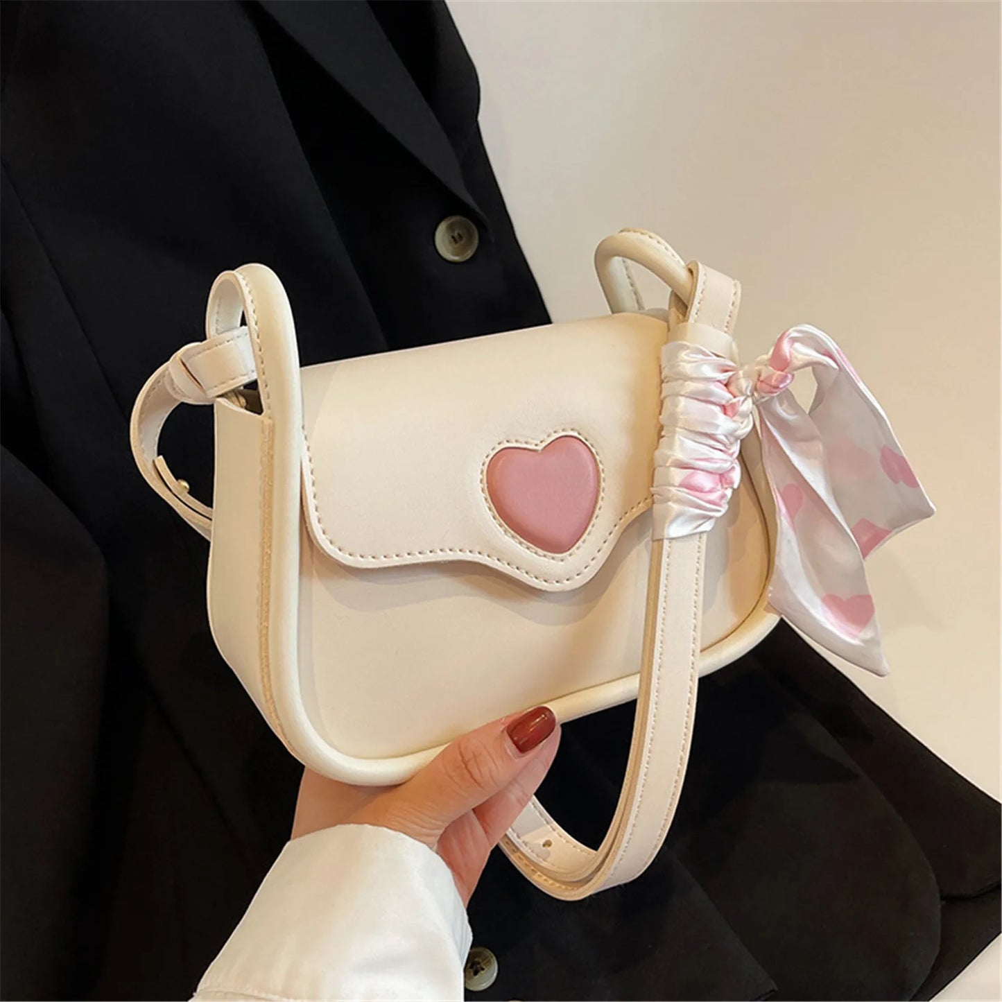 😊Cute Love Shoulder Bag Fashionable and Personalized Crossbody Bag Versatile PU Leather Mobile Phone Pouch Women Underarm Bags🥳