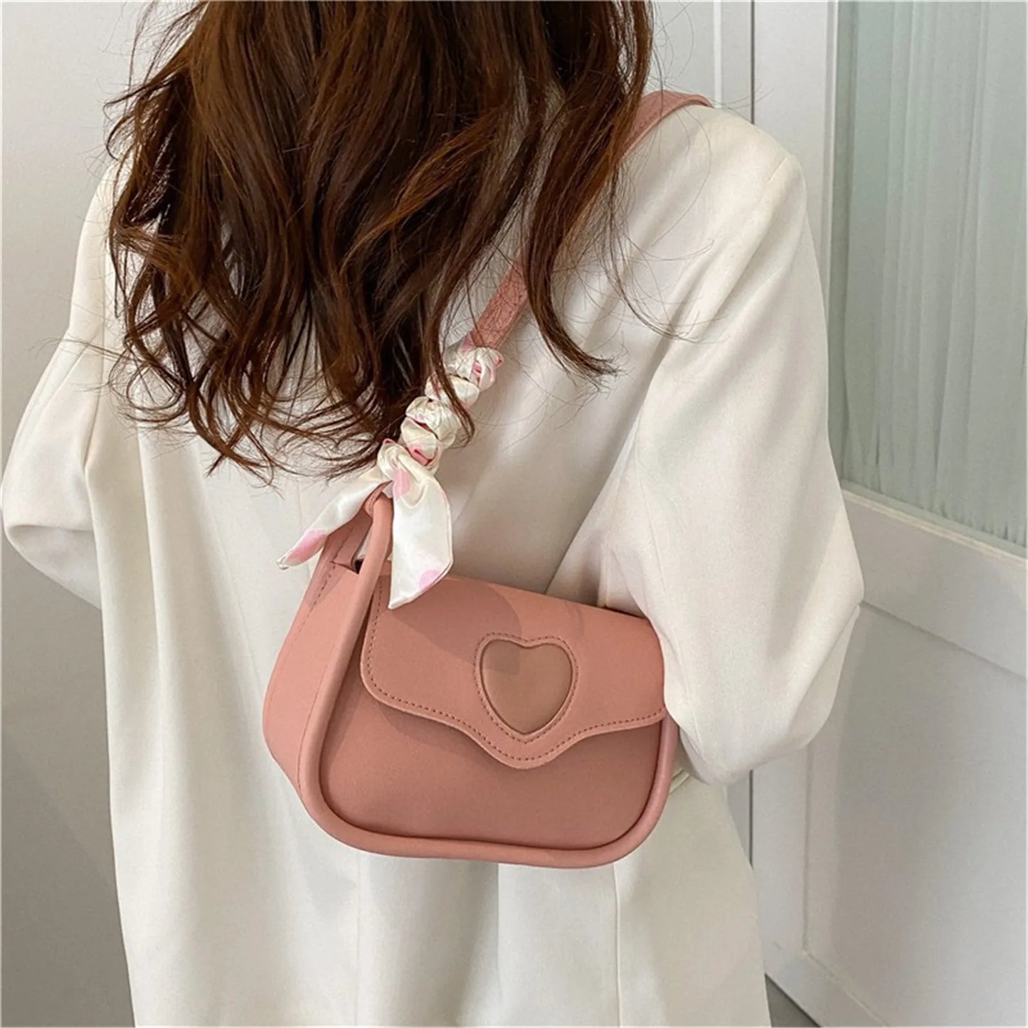 😊Cute Love Shoulder Bag Fashionable and Personalized Crossbody Bag Versatile PU Leather Mobile Phone Pouch Women Underarm Bags🥳